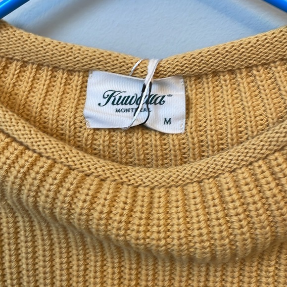 NWT raw cut sweater by Kuwallatee in amber gold - Picture 2 of 5